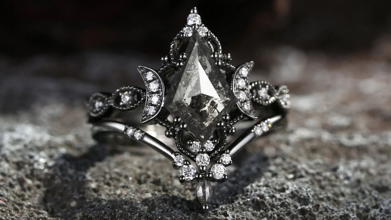 Are StarlandUS Salt and Pepper Diamond Rings a Good Investment?