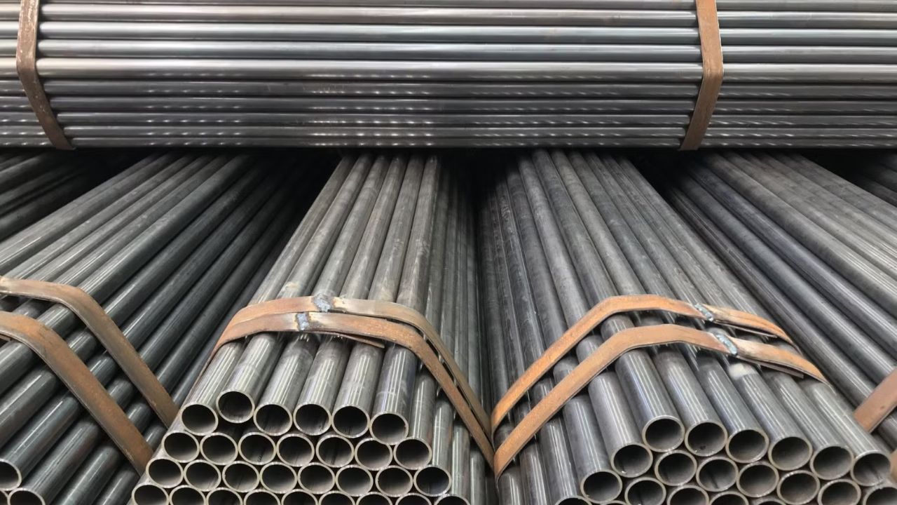Best Construction Applications of ASTM A500 Steel Pipes
